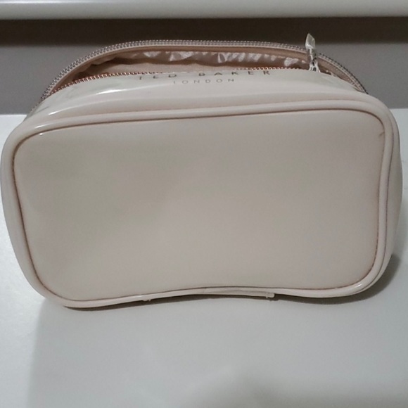 Ted Baker Jewelry Case - Picture 3 of 8